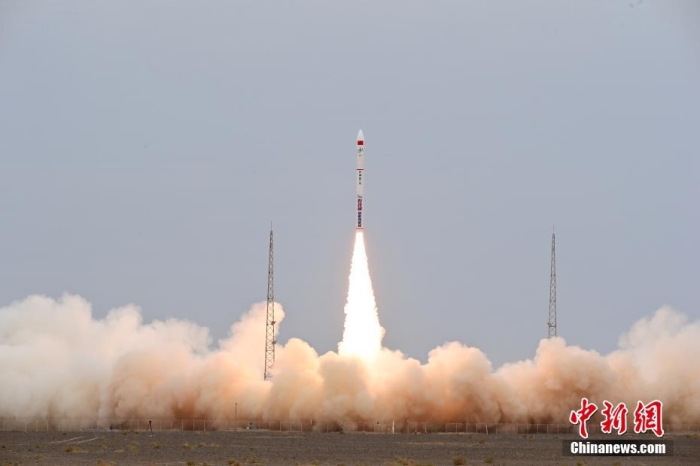 北京時(shí)間2023年8月10日12時(shí)03分，谷神星一號(hào)遙七運(yùn)載火箭在我國酒泉衛(wèi)星發(fā)射中心成功發(fā)射升空，將搭載的西光壹號(hào)01星等7顆衛(wèi)星順利送入預(yù)定軌道，發(fā)射任務(wù)獲得圓滿成功。此次任務(wù)是谷神星一號(hào)運(yùn)載火箭第7次飛行。汪江波 攝