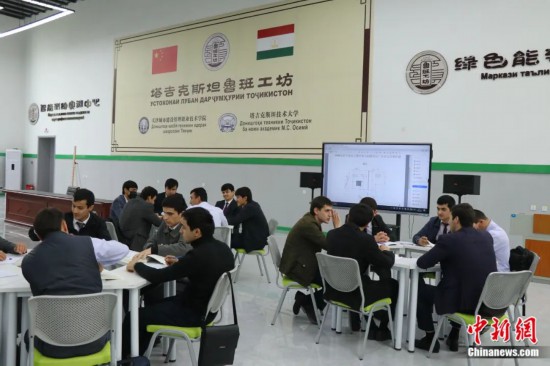 2023年4月，位于杜尚別的塔吉克斯坦魯班工坊課堂。張碩 攝