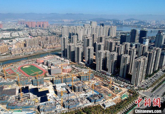 資料圖：航拍一處新建住宅。 <a target='_blank' href='/'><p  align=