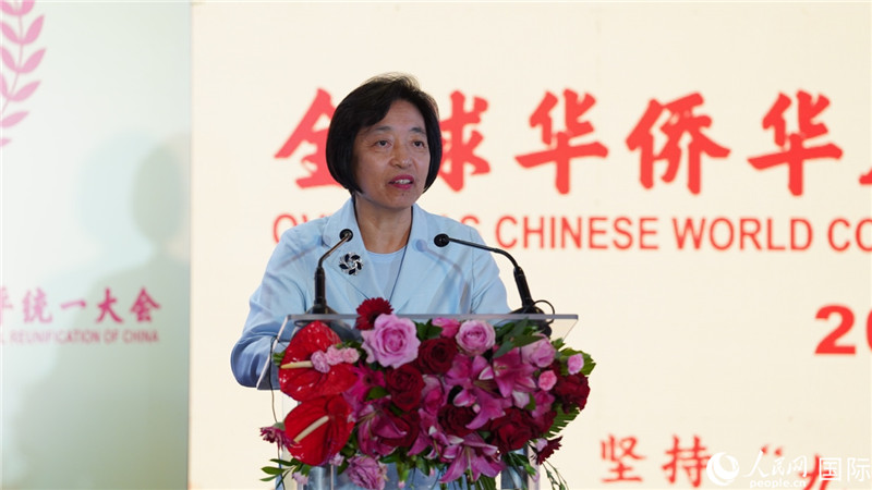 全國政協(xié)副主席、中國和平統(tǒng)一促進會副會長蘇輝出席大會并致辭。 人民網 劉暢 攝