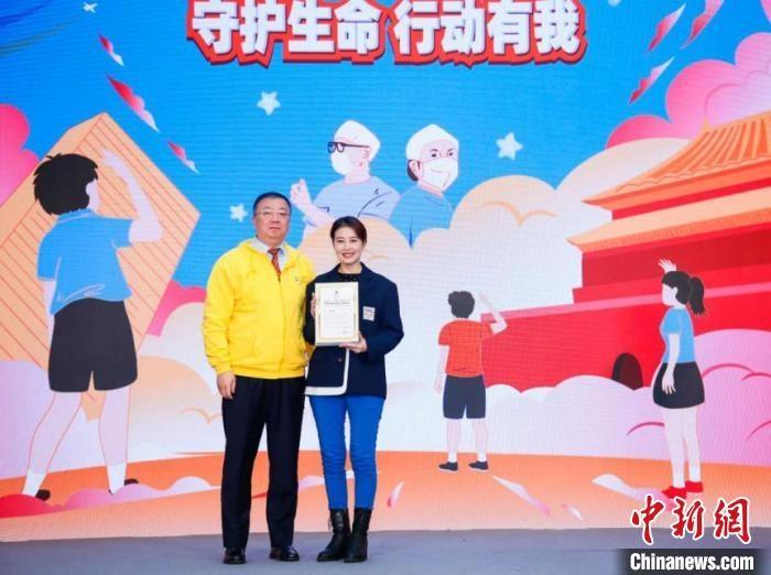 演員周海媚受邀參與公益活動?！」鶆P敏 攝