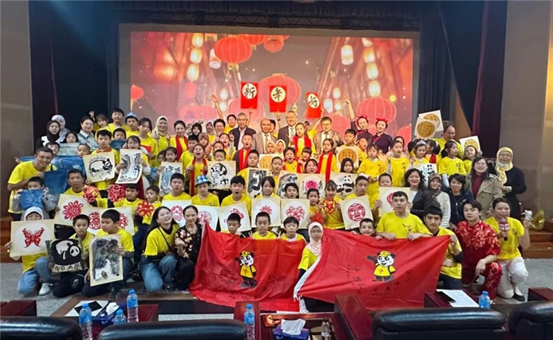 圖為2023“中華文化大樂園—埃及開羅營”閉幕式活動現(xiàn)場。主辦方供圖