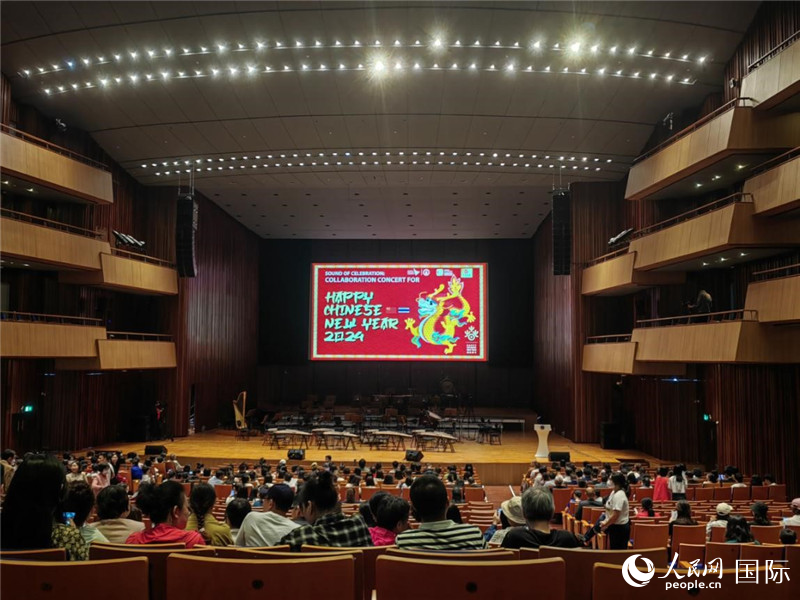 “歡慶之聲—2024歡樂(lè)春節(jié)音樂(lè)會(huì)”14日在泰國(guó)瑪希隆王子音樂(lè)廳舉行。人民網(wǎng)記者 楊一攝