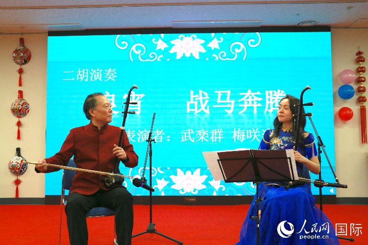 二胡合奏。人民網 許可攝