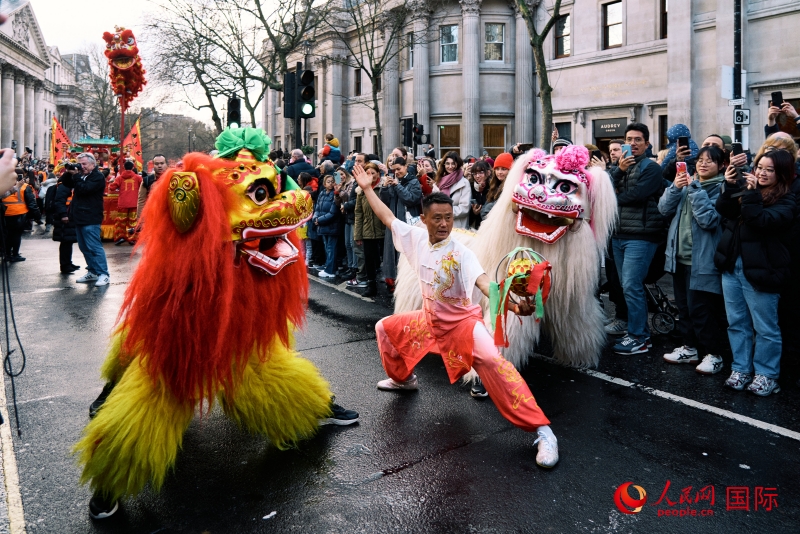 倫敦新春慶典現(xiàn)場(chǎng)。人民網(wǎng) 郭錦標(biāo)、楊浩鵬攝