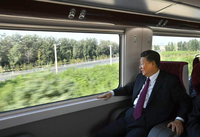 2019年9月25日，習(xí)近平總書(shū)記乘坐軌道列車(chē)前往北京大興國(guó)際機(jī)場(chǎng)。