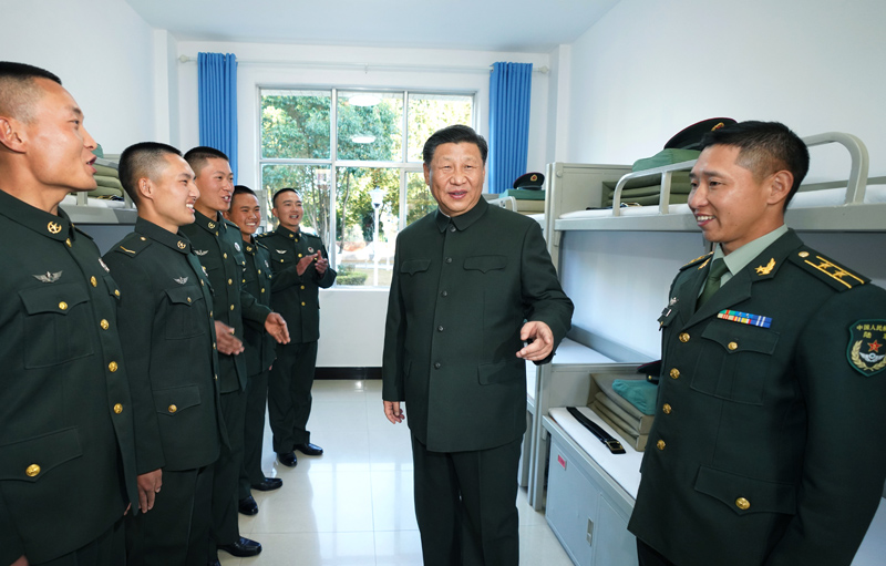 2020年1月19日，習(xí)近平主席視察駐云南部隊(duì)，深入邊防一線，看望慰問官兵。