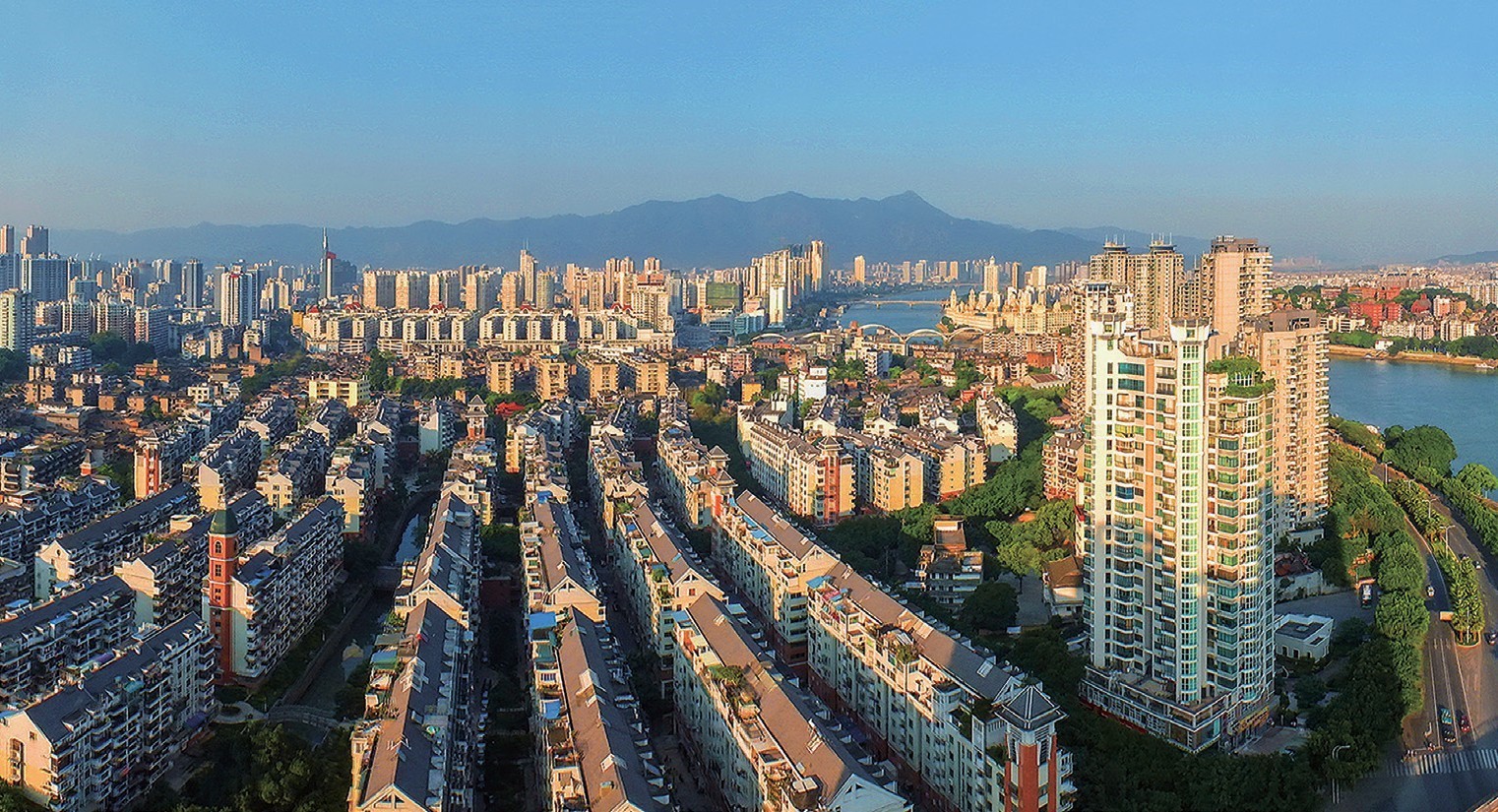 2018年，福州市臺(tái)江區(qū)蒼霞新城，高樓拔地而起，舊貌換新顏。