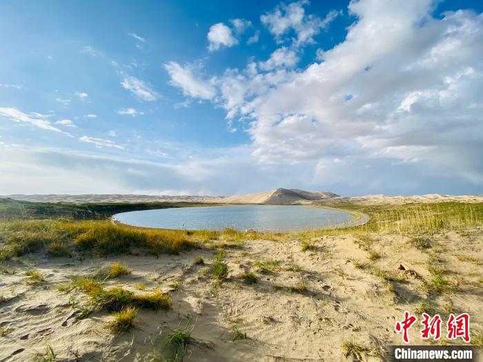 圖為關(guān)停四年后的沙島景區(qū)現(xiàn)狀?！±罱瓕?攝
