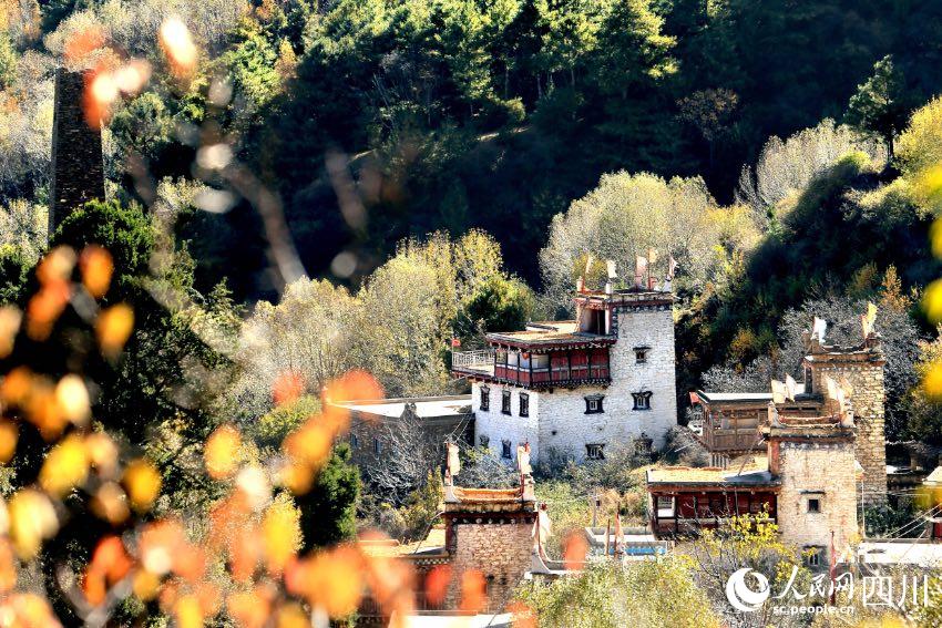 丹巴美景。李永安攝