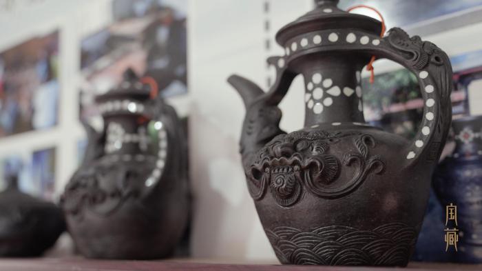 圖為尼西黑陶作品?！垍?攝