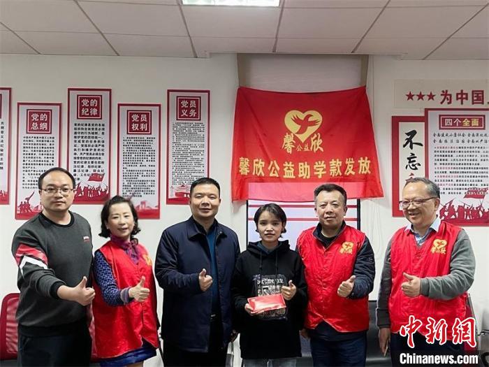 在湘求學(xué)的西藏女孩：“我淋過(guò)雨，也想努力為別人撐把傘”