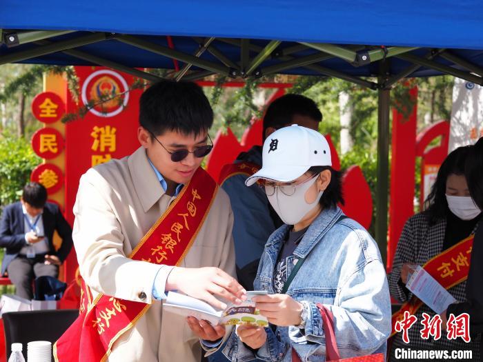 西藏“銀警聯(lián)動、防詐拒賭”凍結(jié)及止付金額超數(shù)億元